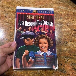 Shirley Temple Family Classic VHS Tape - works